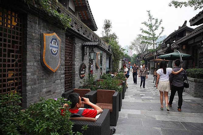 1-Day Chengdu Layover Tour: Panda Base, city central with Round Airport Transfer - Peoples Park and Chengdu’s relaxed daily rhythm