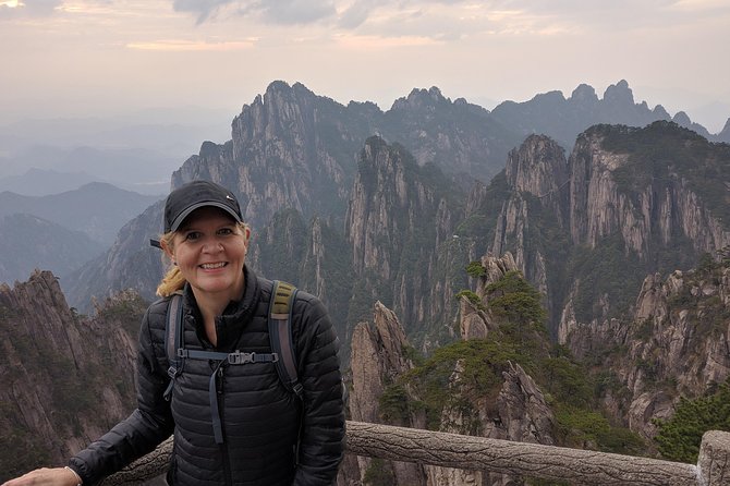 1-Day Mt. Huangshan Tour with Optional Hongcun & Xidi Village - Shixin Peak and the granite formations