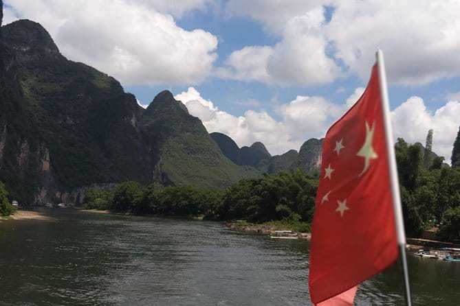 1-Day tour of Guilin-LiRiver cruise-Yangshuo Xianggong hill - Starting early from Guilin