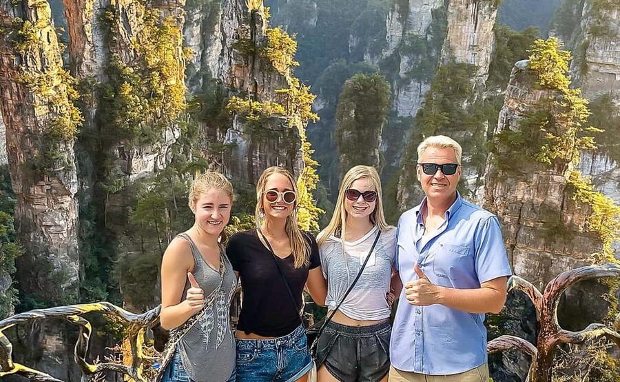 2-Day Avatar Mountain, Glass Bridge, and Mt. Tianmen Tour - Yuanjiajie and the peaks behind Avatar