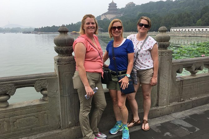 2-Day Beijing Sightseeing Highlights Combo Package with Lunch - Tiananmen Square and the walk into the Forbidden City
