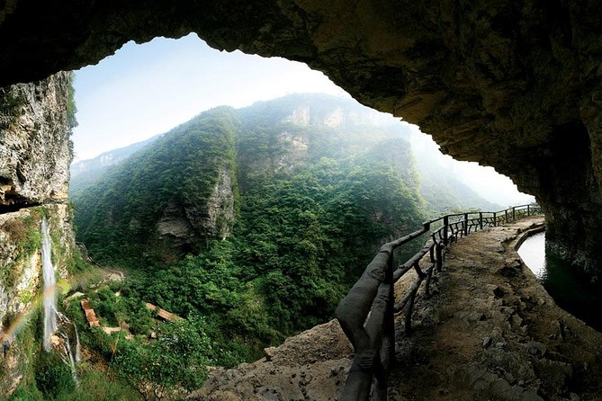 2-Day Mini Group to Avatar Mountain, Glass Bridge and Mt. Tianmen - Who should book this tour