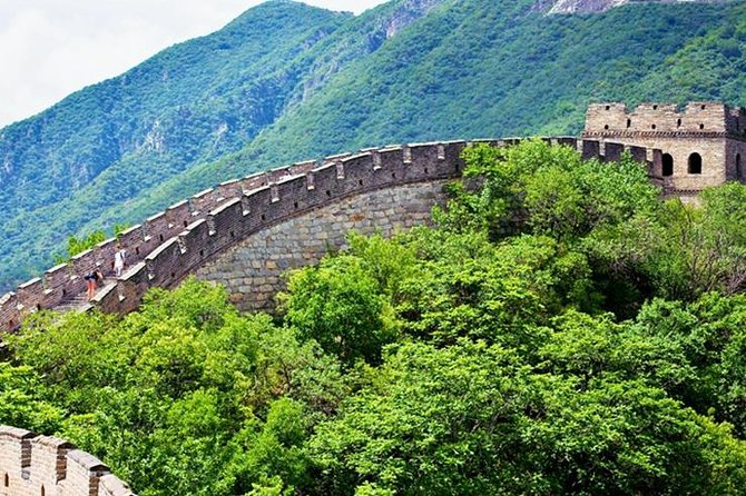 2-Day Private Beijing Excursion with Great Wall from Tianjin Cruise Terminal - Reaching the Mutianyu Great Wall by cable car