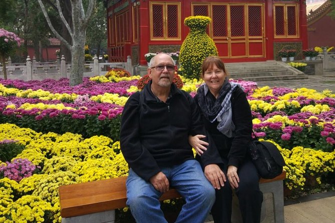2-Day Private Beijing Tour with Forbidden City and Great Wall - Jingshan Hill gives you the best view of the palace
