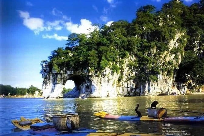 2 days highlights tours : Longji rice terraces & Li River cruise - The two-hour walk through Ping’an