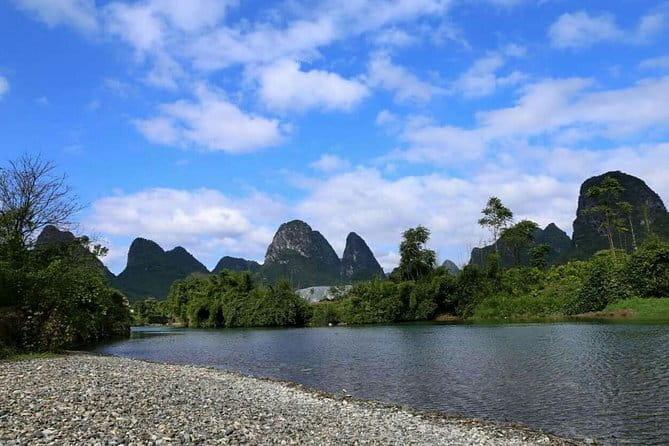 2 days highlights tours : Longji rice terraces & Li River cruise - The guide and transport experience