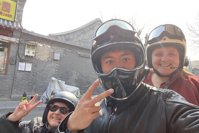 2-Hour “Ancient & Modern” Beijing Sidecar Tour (Day /Night) - Houhai and Shichahai by the water