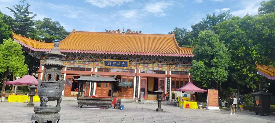 200-year-old Hakka Residence Tour +Ancient Buddhist temple - What to bring and who should book