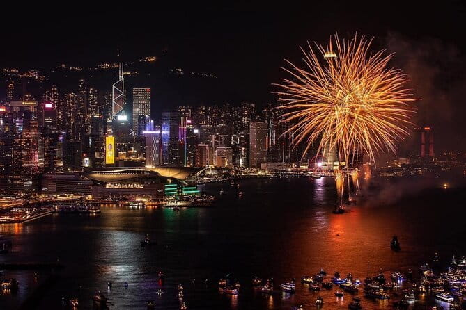 2025 Chinese New Year Fireworks Open Bar Yacht Dinner Cruise HK - Key points to know before you book
