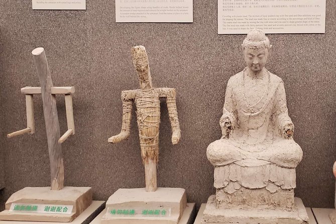 3-Day Private Silk Road Tour of Dunhuang: Mogao Grottoes, Yulin Grottoes, Crescent Moon Pool - Day 1: Yangguan, Yumen Pass, and the Han Great Wall