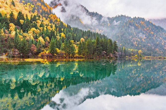 3 Day Private Tour to Jiuzhai Valley and Huanglong - What the guide adds to the long drives