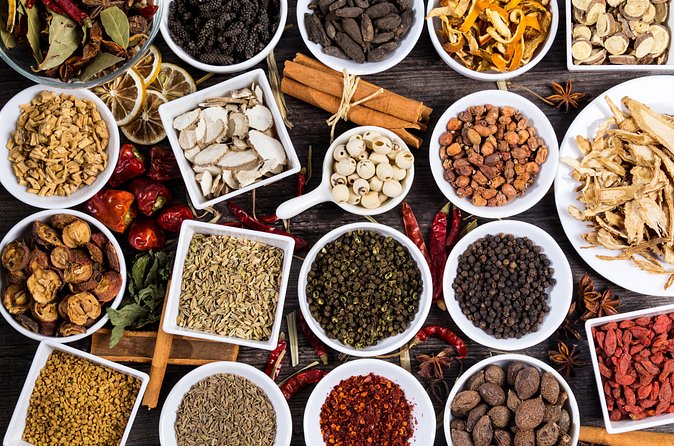 3-Hour Herbal Wholesale TCM Market and a Local Wet Market Tour - The local wet market adds everyday Chengdu
