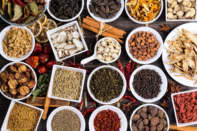 3-Hour Herbal Wholesale TCM Market and a Local Wet Market Tour - Meeting at Wenshu Yuan Monastery