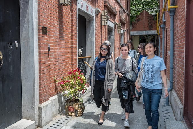 3-hour Morning/Afternoon Tea Tasting on Maliandao Street & Dimsum - Who will enjoy this three-hour outing