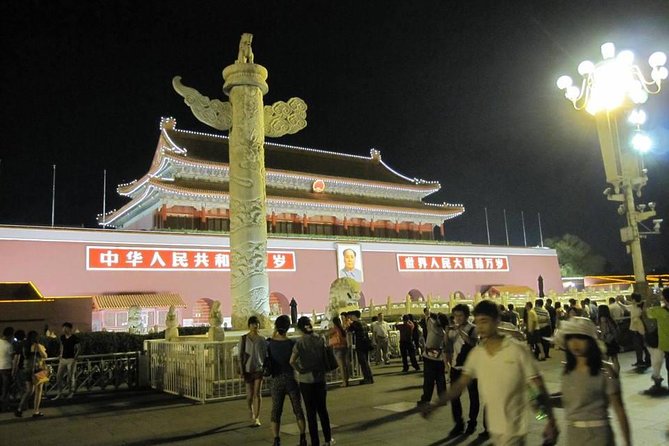 4~5 hours Layover Night trip in Beijing With English Driver - Airport pickup and the first meeting