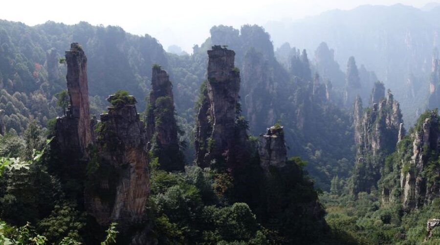 4-Day Highlights of Zhangjiajie With Sunrise Experience - Why this four-day route works