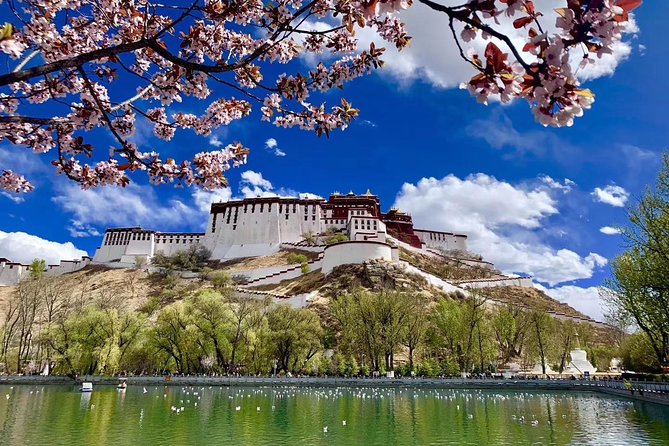 4 Days Lhasa Impression Small Group Tour - Who should book this Lhasa tour?