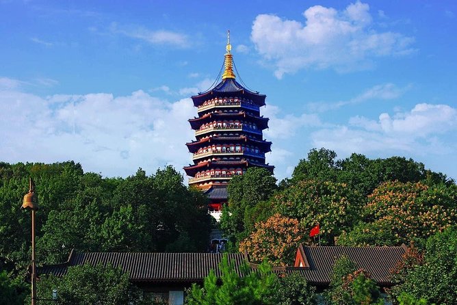 4-Hour Hangzhou City Private Customized Tour with Options - Feilai Peak brings the oldest-looking details