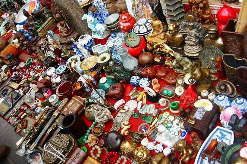 4-Hour Private Shanghai Shopping Tour with Local Expert - Designer-style goods and the need for clear expectations