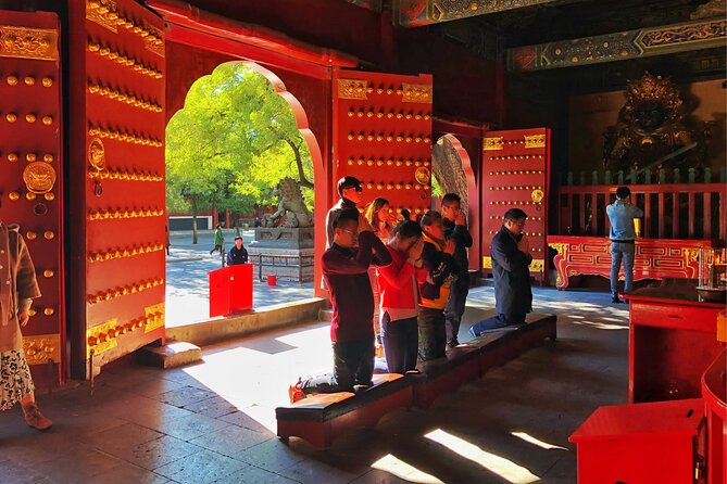 4-Hour Private Tour: Lama Temple, Confucius Temple, Guozijian Museum with Dim Sum - Dim sum turns sightseeing into a meal