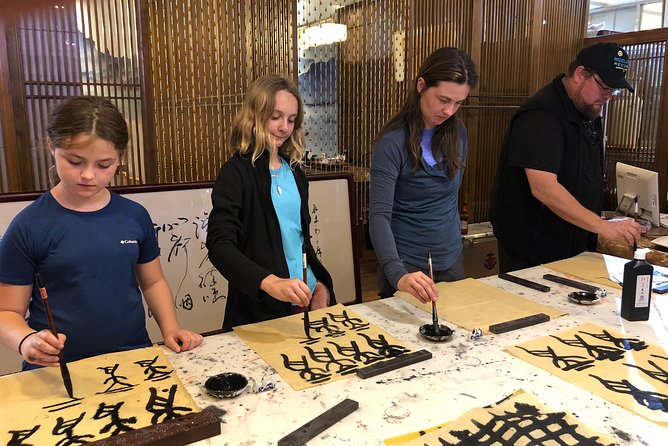 4-Hour Private Tour of Calligraphy Class, Hutong and Dumplings - Dumplings, noodles, and the value of a simple meal