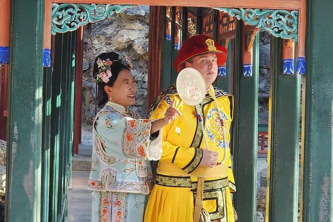 4-Hour Small Group Tour to Forbidden City with Entry Tickets - Why a guide helps inside the Forbidden City