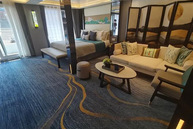 4D3N Yangtze River tour: Chongqing to Yichang by Victoria Sabrina - What I like, and what gives me pause