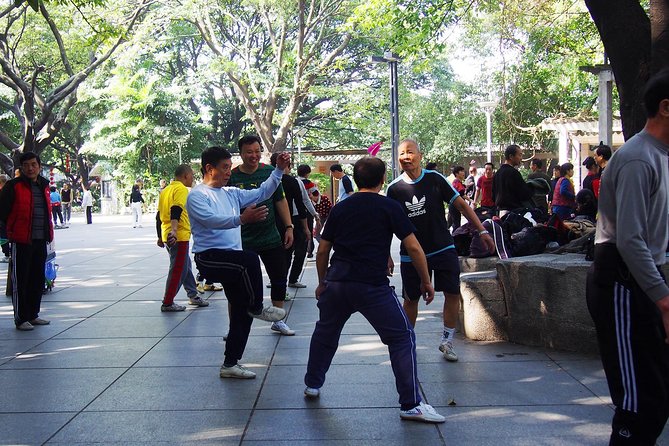 5-Hour Sai Kwan Walking Tour with Unique Food Tasting - What the $71.80 price covers
