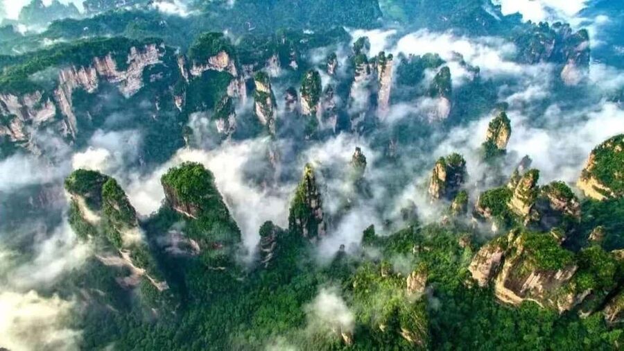 6-Day Private Tour: Guilin Terraces, Fenghuang & Zhangjiajie - Day 1: Huang Luo Yao Village and the Longji terraces