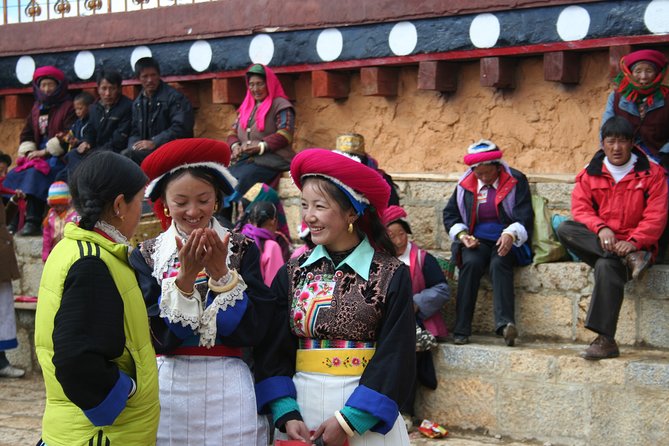9 days Ancient Town Tour - Tiger Leaping Gorge is the route’s big natural spectacle