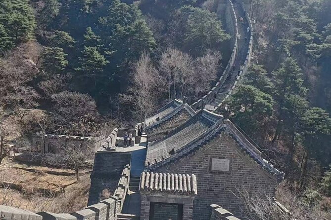 All Inclusive Great wall and Summer palace VIP Pivate Tour - Entering the Summer Palace through imperial history