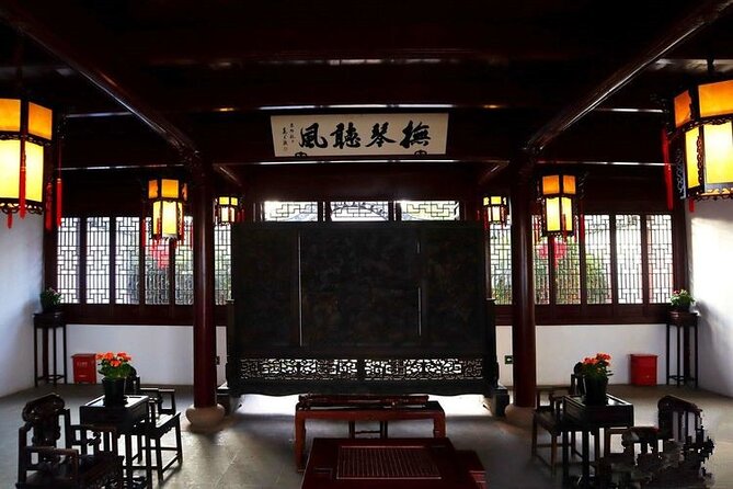 All-inclusive Half-day Private Tour To Zhujiajiao Water Town - A Shanghainese meal gives the outing a local finish