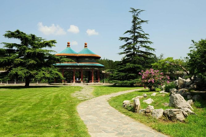 All Inclusive Private City Tour to Temple of Heaven, Tian'anmen Square Forbidden City and Summer Palace - Temple of Heaven: a calm start at 8:30 a.m.