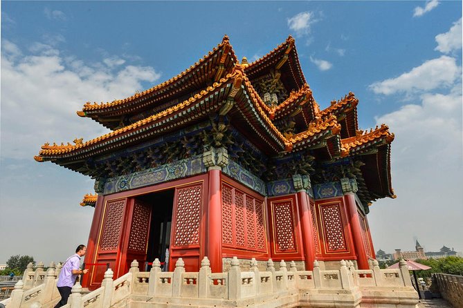 All Inclusive Private Custom Day Tour: Beijing City Discovery - Tiananmen Square in a Short First Stop