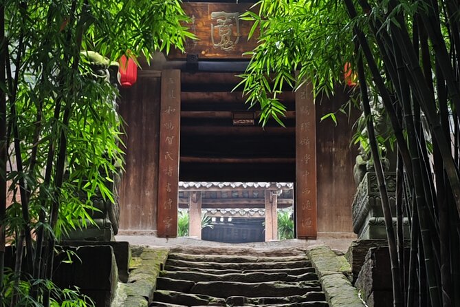 All Inclusive Private Day Tour of Chengdu Old Streets including City Top Attractions - Wenshu Monastery and Wenshufang: a calm start
