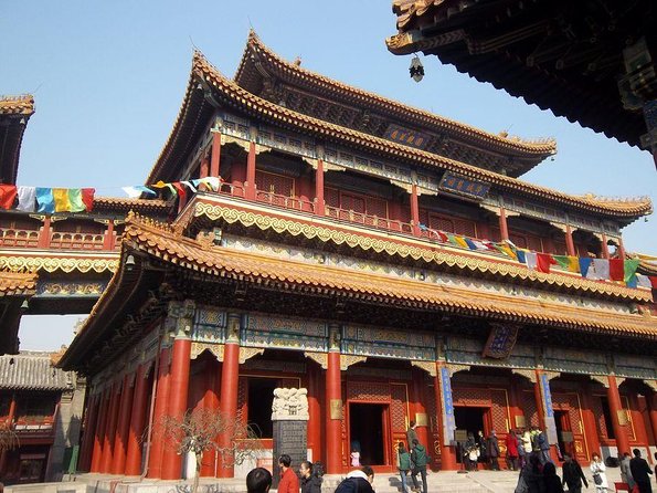 All-inclusive Private Day Trip: Hutongs, Lama Temple & Panda House with Lunch - Key points at a glance
