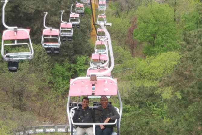 All-Inclusive Private Day Trip to Ming Tombs and Great Wall at Mutianyu - What the private guide adds