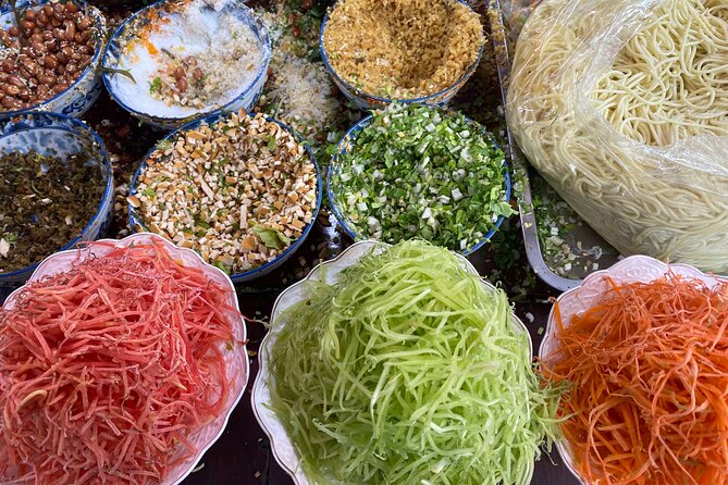 All-Inclusive Private Panda & Hidden Ancient Town Tour - A Sichuan food day, not just a lunch stop