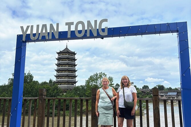 All-Inclusive Private Panda & Hidden Ancient Town Tour - Luodai’s Hakka streets and Dragon’s Tail
