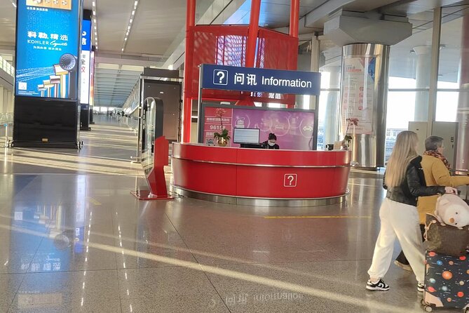 Beijing Airport Layover Forbidden city Great Wall Private Tour - Booking timing, Mondays, and airport realities