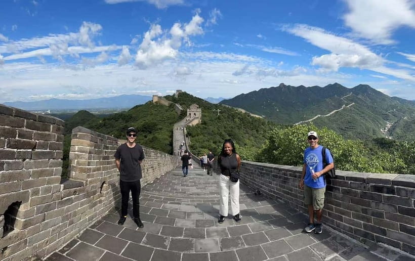 Beijing: Badaling Ancient Great Wall of China Day Trips - Bus tour, private car, or private guide