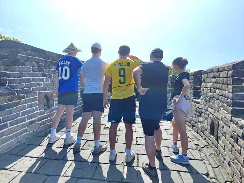 Beijing: Badaling Ancient Great Wall of China Day Trips - Timing, crowds, and physical effort