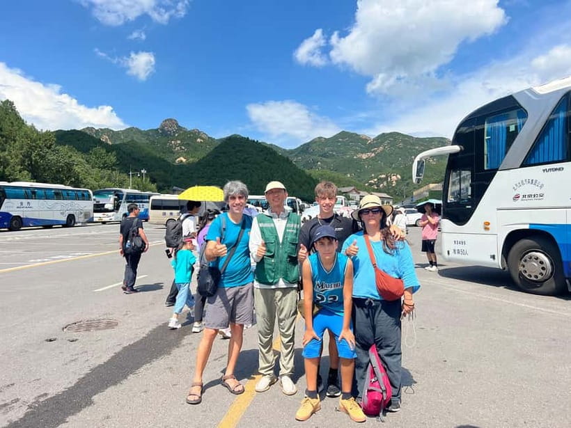 Beijing: Badaling Ancient Great Wall of China Day Trips - The 90-minute ride from Beijing