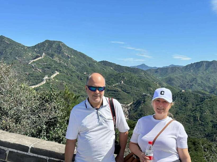 Beijing: Badaling Great Wall Private Tour w Language Option - Four to five hours on the Wall