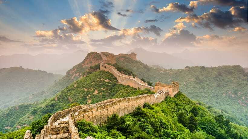 Beijing：Badaling Great Wall Tickets & Guided Tours - Guide quality and the need for clear expectations