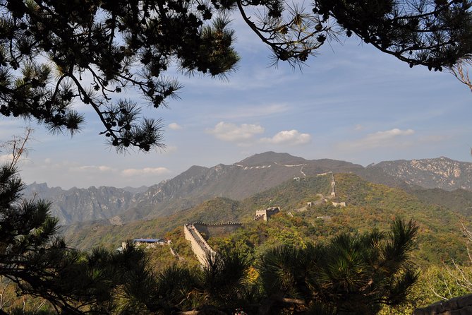 Beijing Budget EXPRESS TAXI To Great Wall of China at MuTianYu - Door-to-door pickup from hotels, airports, and stations