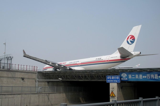 Beijing Capital International Airport Transfer: Airport (PEK) to Hotel Roundtrip - Reliability when flights change