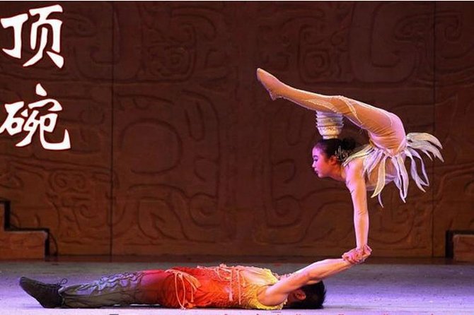 Beijing Evening Acrobatic Show in Red Theater + Private Transfer - Pickup at 4:30 or 6:15 p.m.