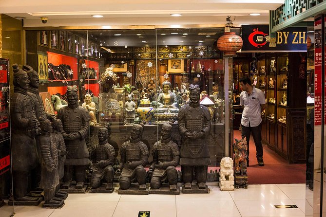 Beijing Exclusive Private Shopping Tour: Curated Just for You - Silk Street and Pearl Market for a first shopping sweep