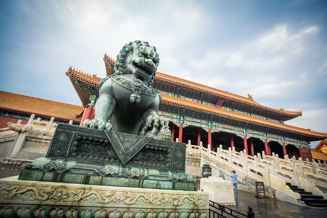 Beijing Forbidden City Small Group Tour with Tickets - The western palace area and royal daily life
